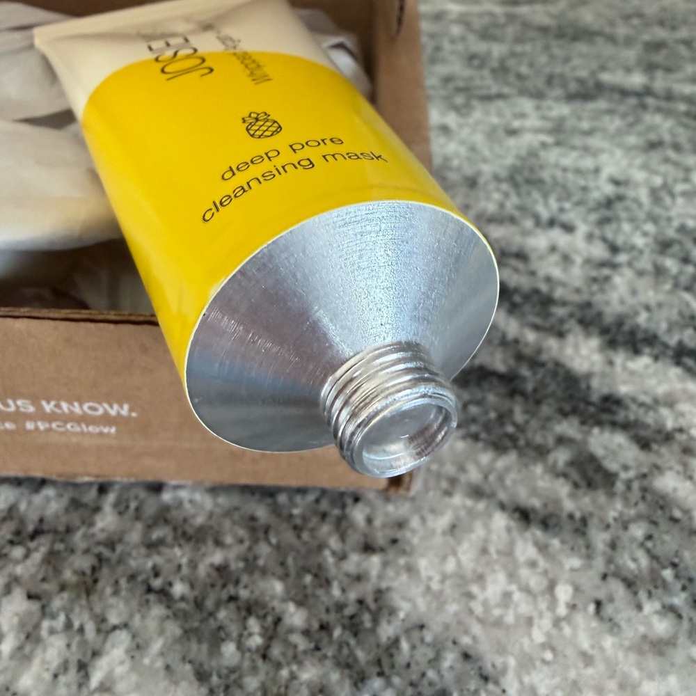 JOSIE MARAN Yellow & Cream Whipped Argan + Pineapple Enzyme Mask - Picture 3 of 4